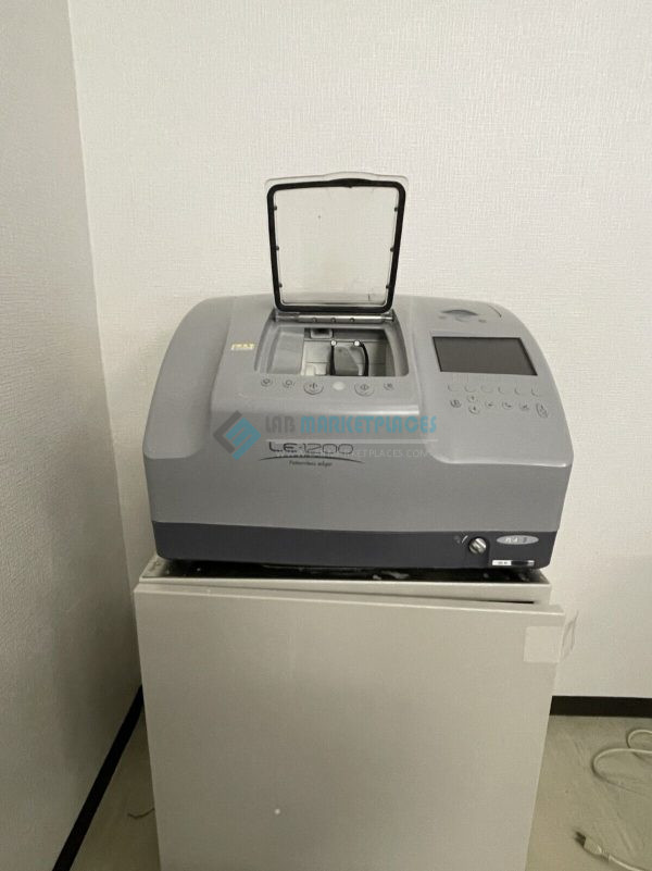 Nidek LE 1200 Patternless Edger