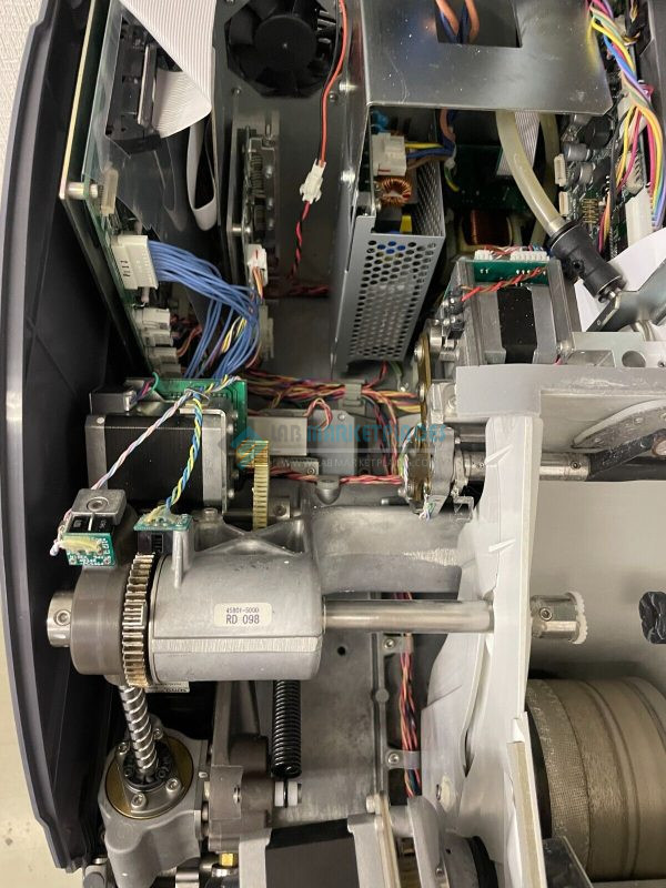 Nidek LE 1200 Patternless Edger