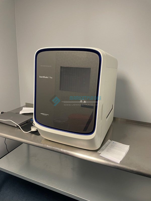 QuantStudio 7 Flex PCR System