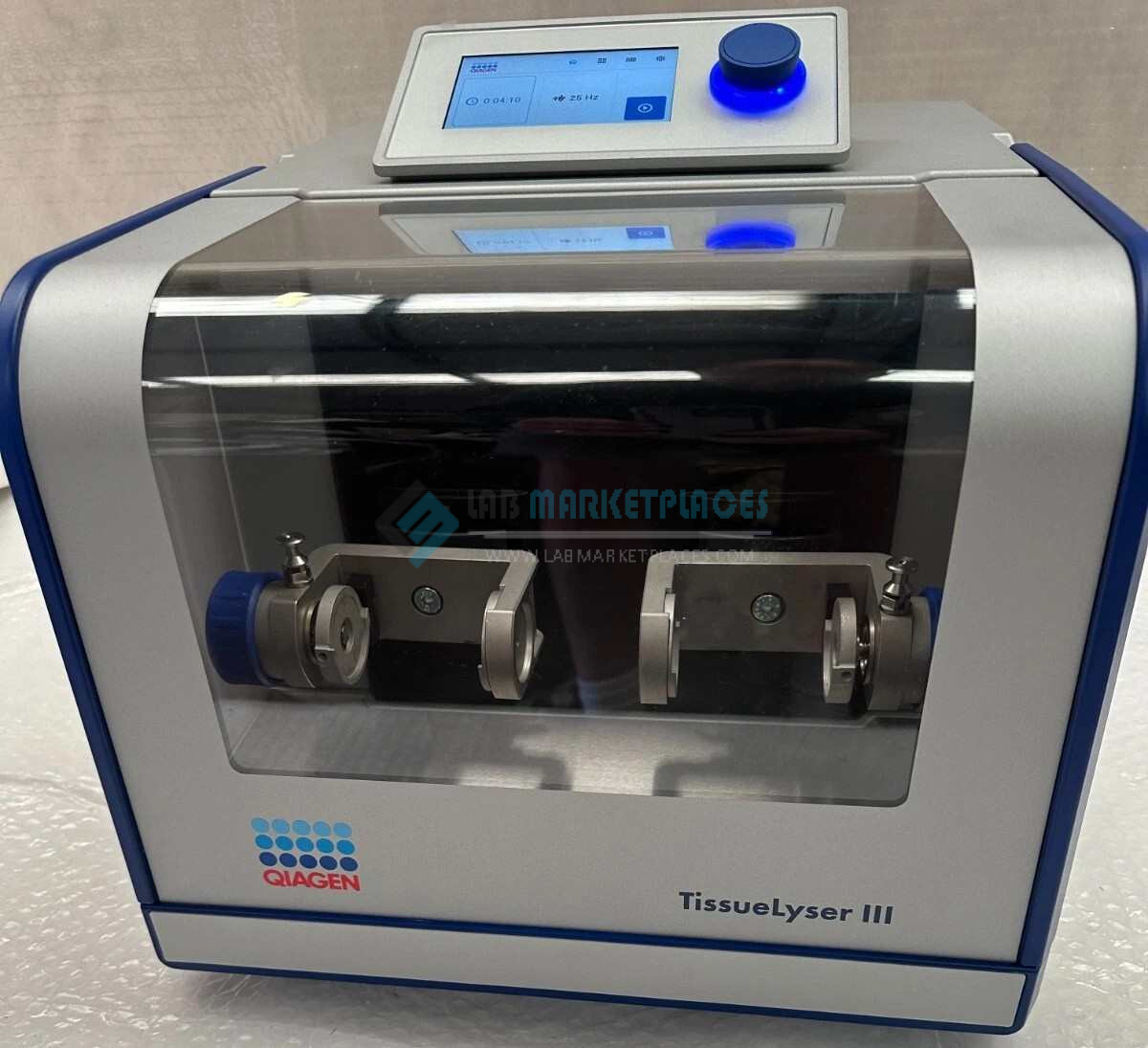 Qiagen TissueLyser III Homogenizer Mixer Shaker